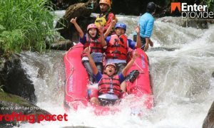 Harga Paket Rafting Pacet Mojokerto