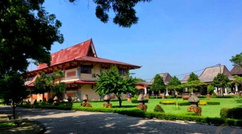 Wisata Sejarah di Mojokerto