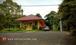 Villa Omah Emak Trawas