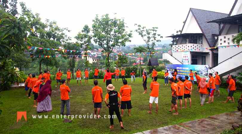 Paket Outbound Rafting di Pacet