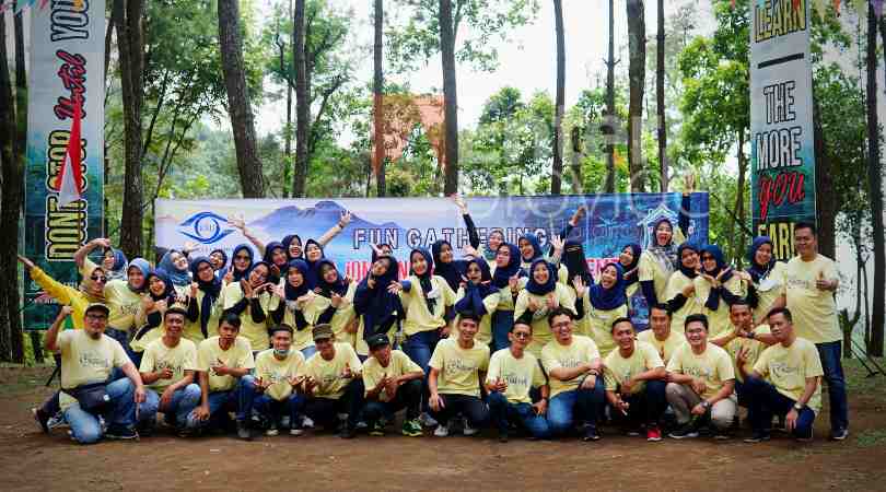 Outbound Gathering Kedai Hutan Cempaka Prigen bersama Klinik Mata Jombang