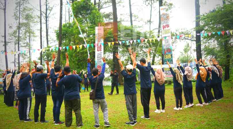 UPT Puskesmas Kranggan Mojokerto Outbound Rafting di Obech Pacet