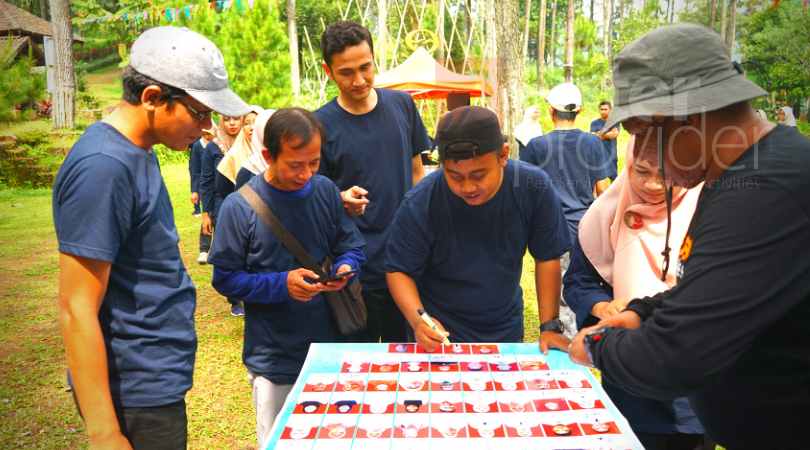 UPT Puskesmas Kranggan Mojokerto Outbound Rafting di Obech Pacet